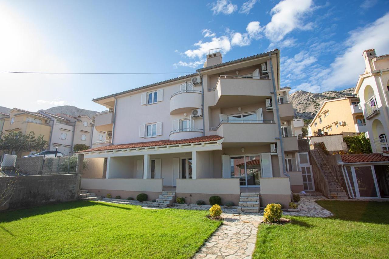 Apartments Crnekovic I Zarok Baška Eksteriør billede