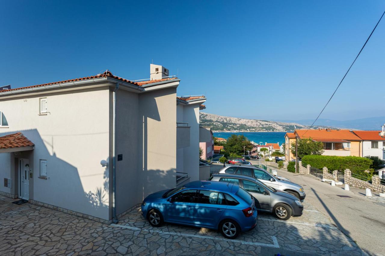 Apartments Crnekovic I Zarok Baška Eksteriør billede